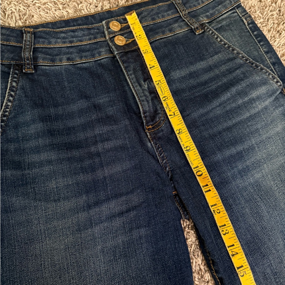 Kut from the Kloth Medium Blue Wide Leg Jeans - Picture 8 of 11
